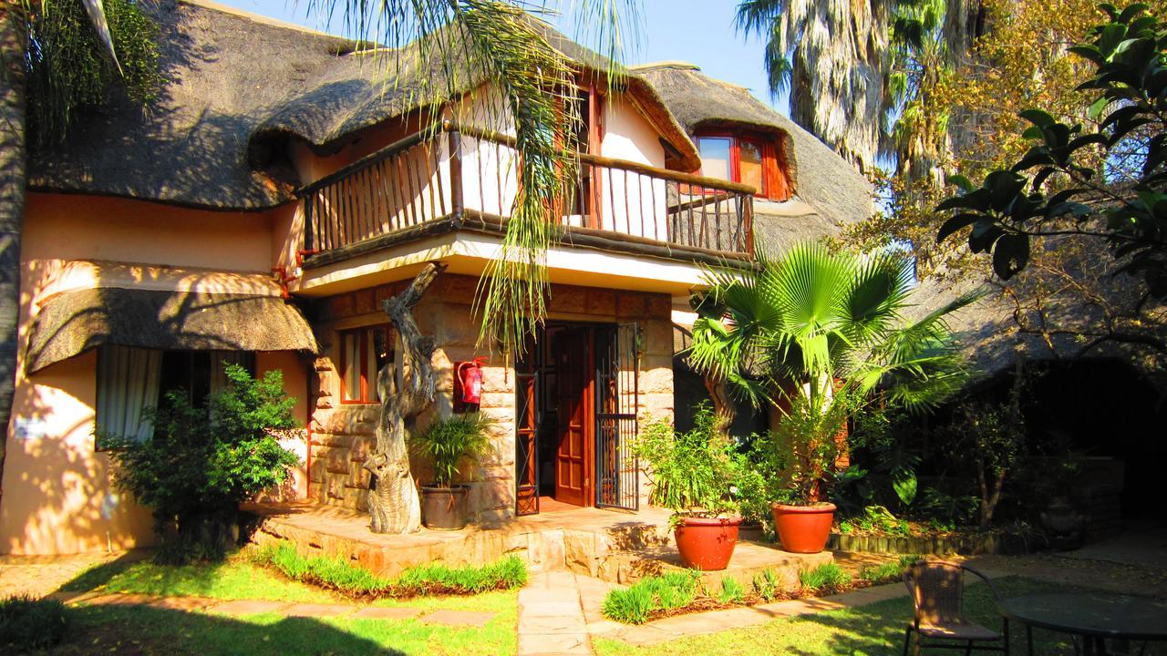Meerhof Lodge Hartbeespoort Bagian luar foto