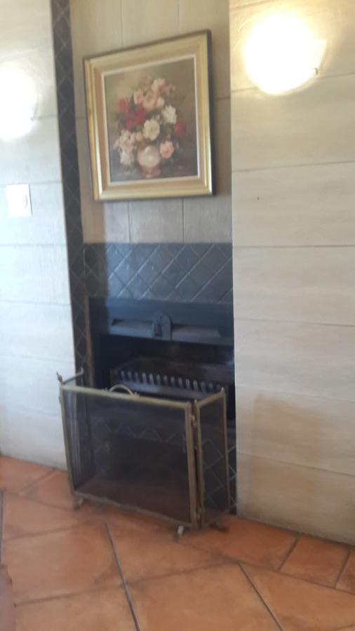 Meerhof Lodge Hartbeespoort Bagian luar foto