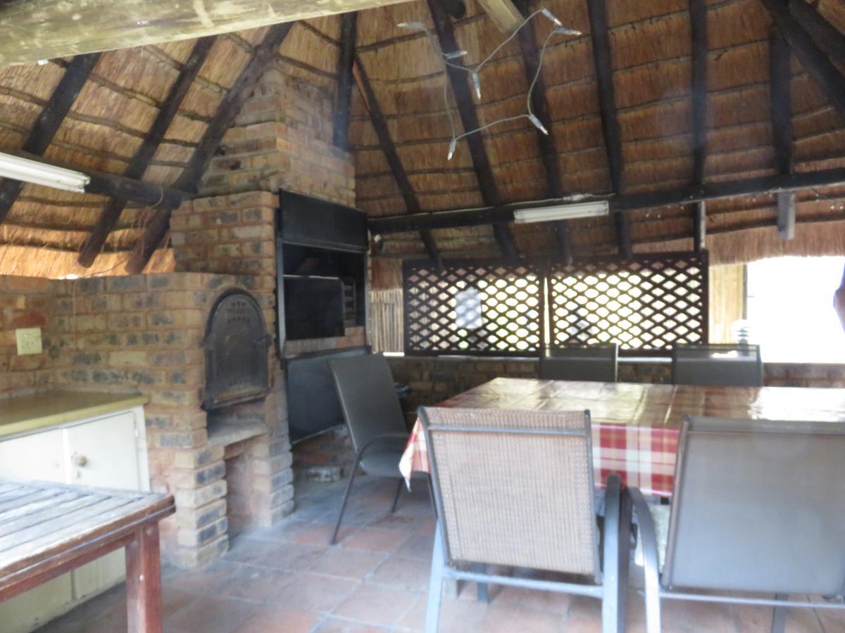 Meerhof Lodge Hartbeespoort Bagian luar foto