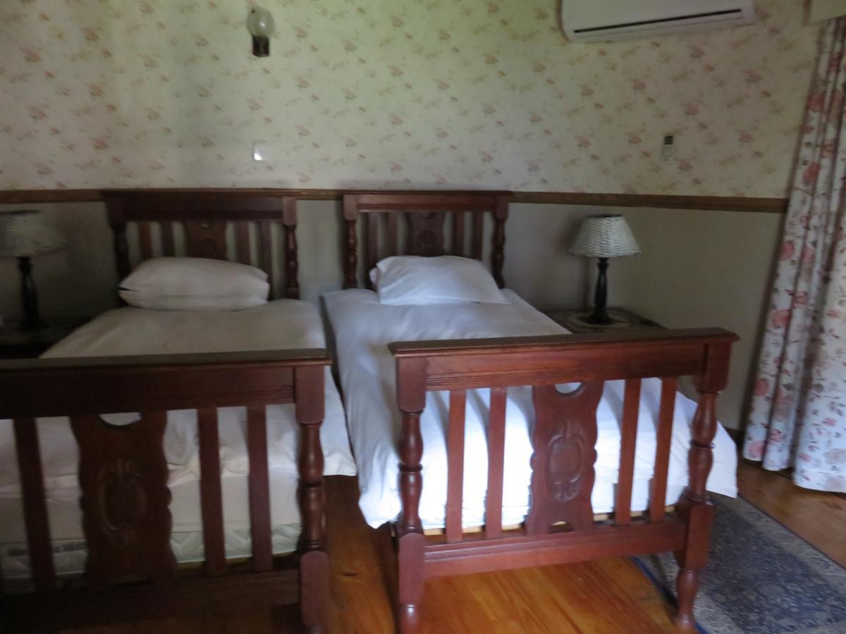 Meerhof Lodge Hartbeespoort Bagian luar foto