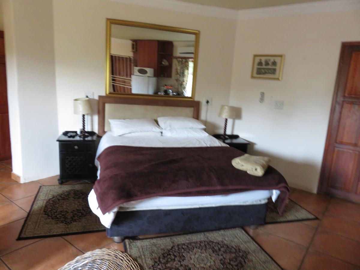 Meerhof Lodge Hartbeespoort Bagian luar foto